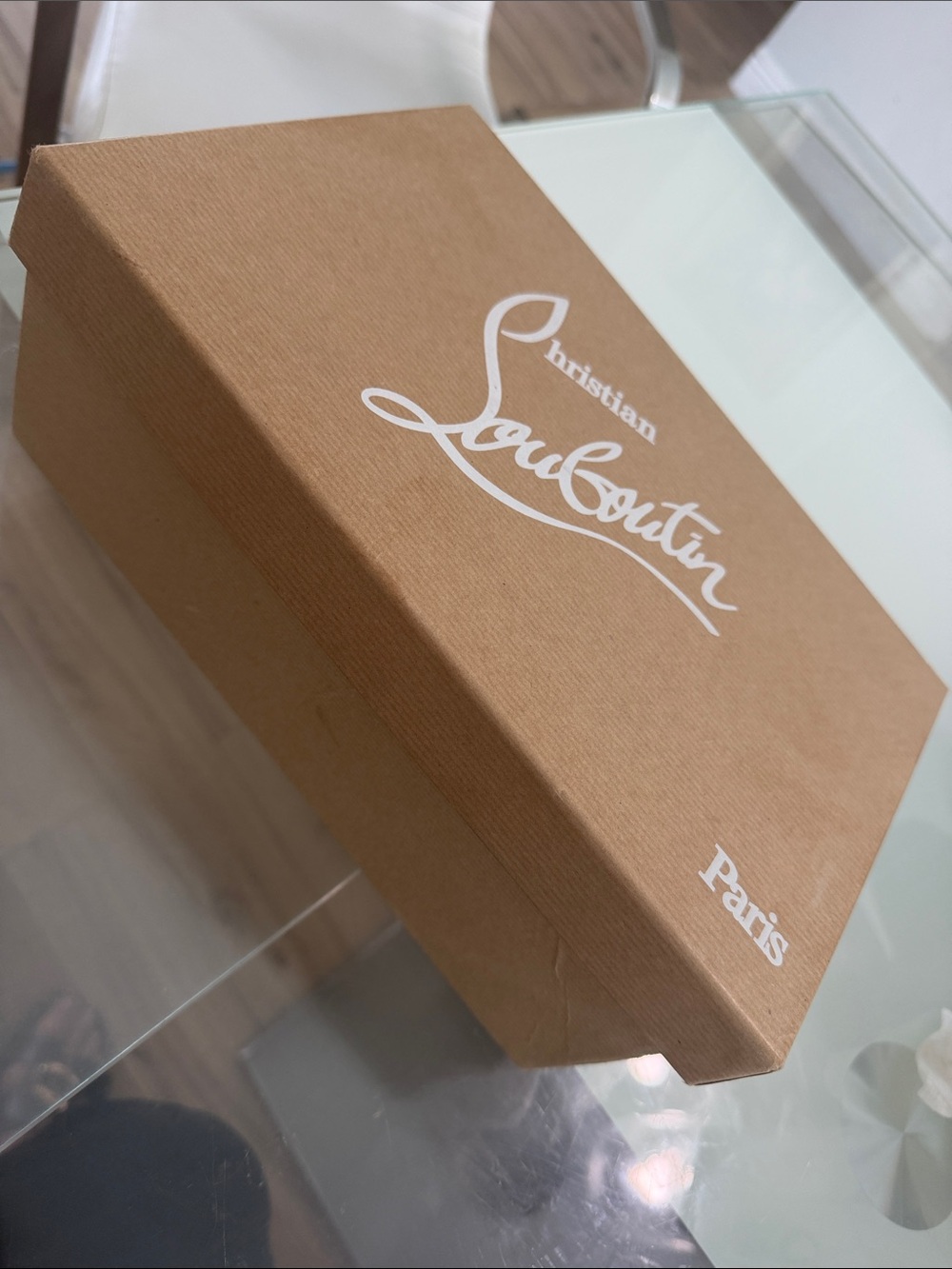 Christian Louboutin Brown Cardboard Box with White Logo - Picture 2 of 3